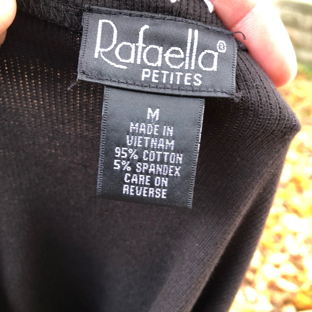 Rafaella☀️Black tunic top with embroidered edges - Picture 8 of 9